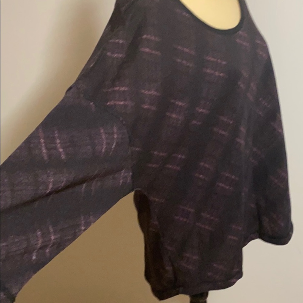 Union Bay Open V-Back Pullover - Picture 4 of 8